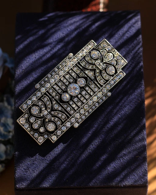 Petite Broche Vintage Style Art Déco Dorée à Strass Blancs - Motif Floral Rectangle - Réf. QD11