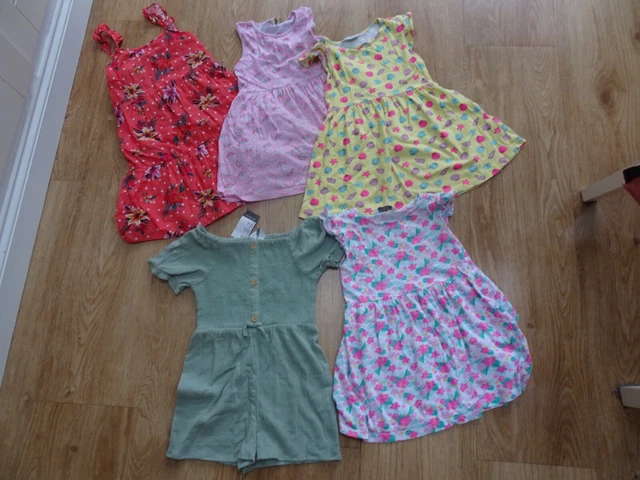 PRIMARK ragazze 5 pezzi vestiti estivi pacchetto pantaloncini tuta da gioco abiti ETÀ 7 - 8 ANNI