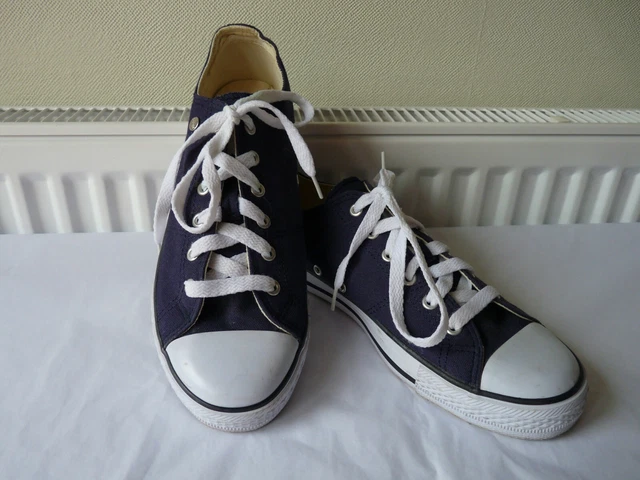 Lee cheap cooper plimsolls
