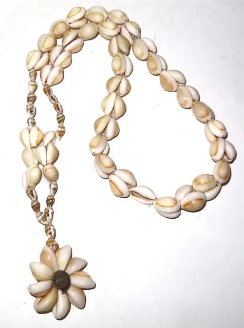 Vintage Cowrie Shell Beach Necklace Large 885