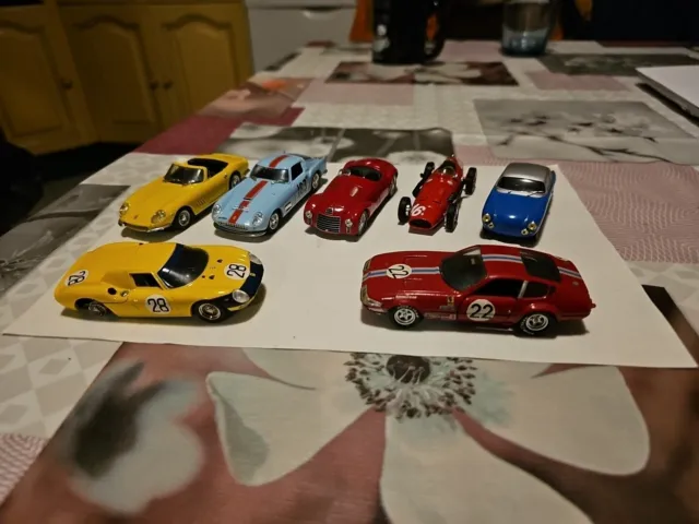 voitures miniatures 1/43 lot