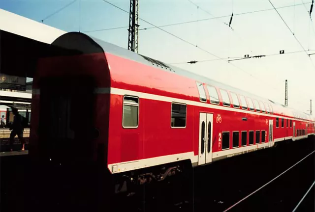 Foto Doppelstockwagen Hbf Nürnberg 08/1997 ca. 10x15cm V4102j