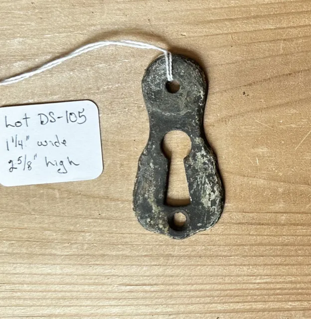 DS105–Antique Primitive Large Solid Brass Escutcheon Key Hole Cover Old Patina