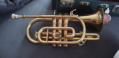 CORNET A PISTONS ANTOINE COURTOIS EN BON ETAT AVEC MALETTE N° 6856 A APPRECIER 