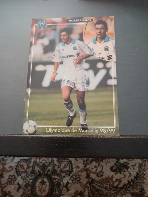 Poster Ancien Arsenal FC - Janvier 2002 - Robert Pirès - Collection Football