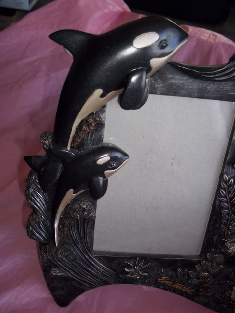 SeaWorld Resin Photo Picture Frame Orca Killer Whale - Holds  6" X 4"