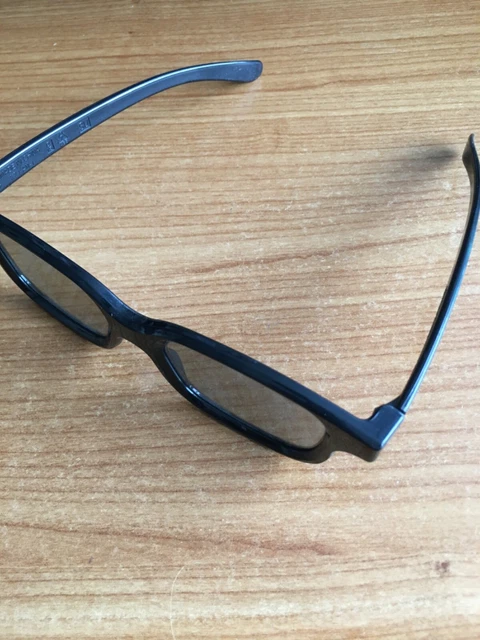 Real D 3D glasses x 1 pair