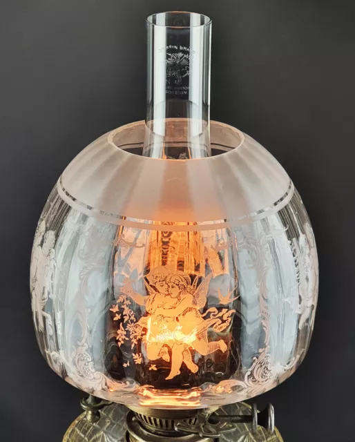 Victorian Cherub Etched Glass Kerosene Paraffin Duplex Oil Lamp Beehive Shade 2