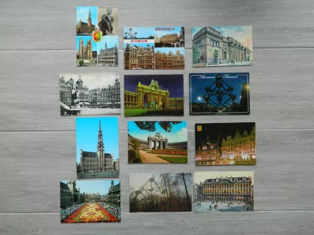 LOT 12 Carte postale Bruxelles  Atomium Cinquantenaire Grand Place Manneken-Pis