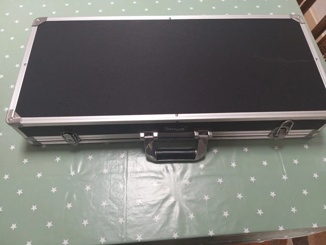 Stagg Guitar Effects Pedal Board  flight case 71 cm x 31 cm
