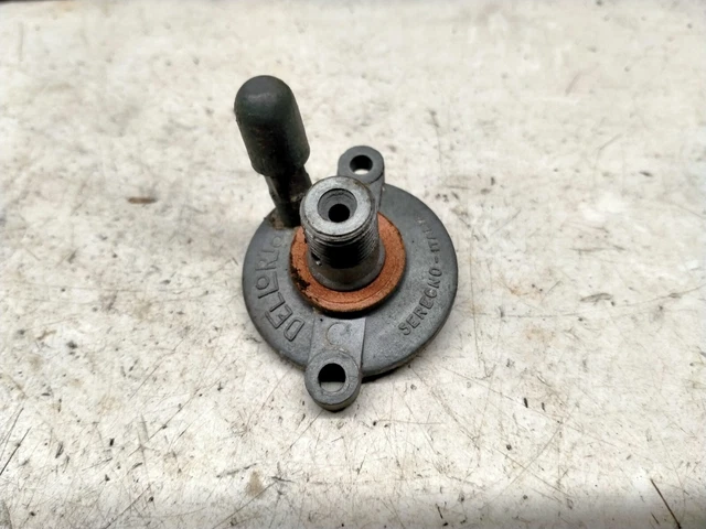 Couvercle / chapeau de carburateur Dellorto modèle inconnu mesures en photo