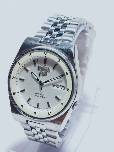 Vintage Seiko Automatic Movement Day Date Dial Analog Wrist Watch A15