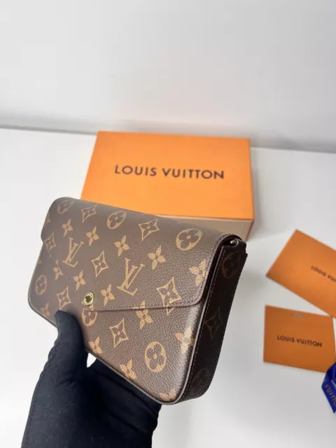 My first felicie pochette. I'm inlove with the pink lining ❤️ :  r/Louisvuitton