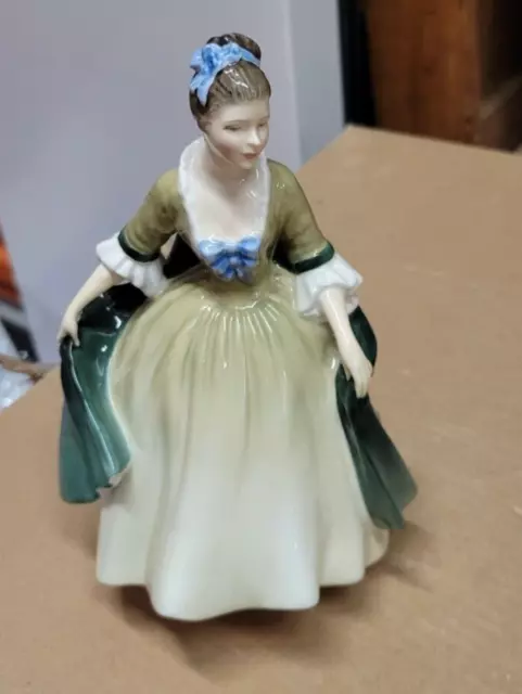 Antique Royal Doulton HN 2264  Porcelain Figurine Woman Curtsying Green Dress