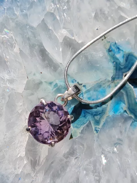 Gift Set: Amethyst Pendant Set in Silver + Silver Chain (H138)