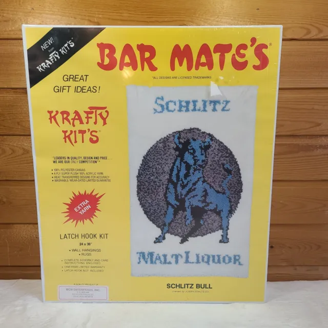 Kit de gancho de gancho de licor de malta Schlitz kit kit kit kit Krafty NUEVO SELLADO colgante de pared/alfombra