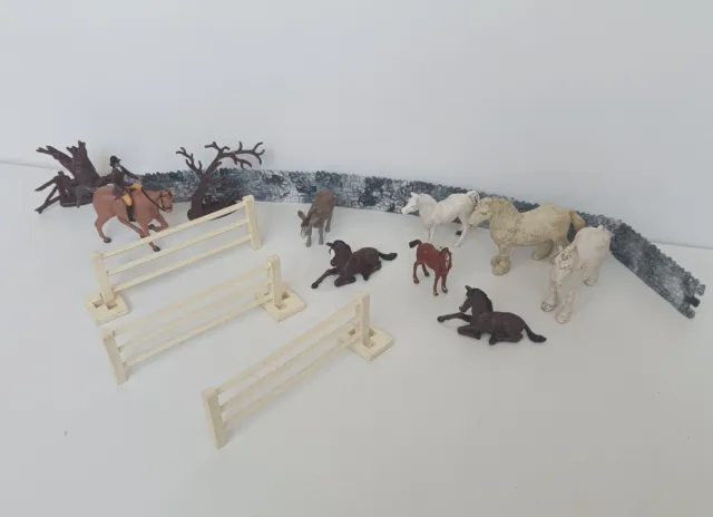 Britains Horses Donkey Rider Jumps Walls Vintage Plastic Figures Toys 1970s