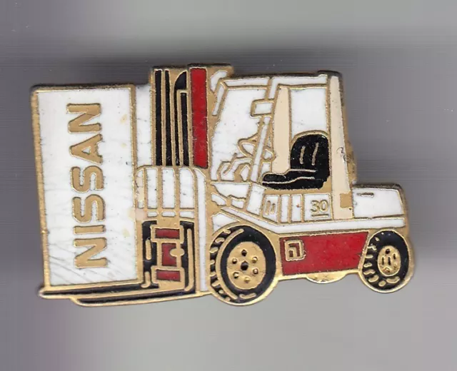 Rare Pins Pin's .. Agriculture Tracteur Tractor Btp Levage Elevateur Nissan ~Dd