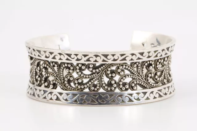 Lois Hill 925 Silver Cuff Bracelet (40.08g.) Lois Hill 925 Silver Cuff Bracelet (40.08g.)