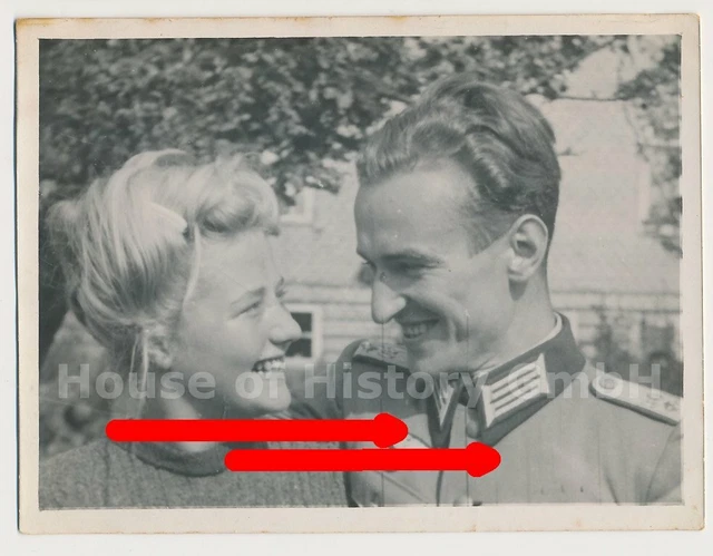 117490 Portrait Foto: Heer Oberleutnant Artillerie Regiment 30, AR 30