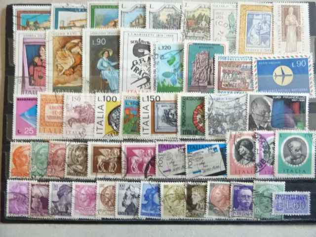 Italie Lot De  50 Timbres Obliteres Tb