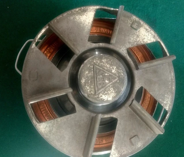 ANCIEN RÉCHAUD À alcool de camping PRIMUS N°71 dans sa boîte. EUR 45,00