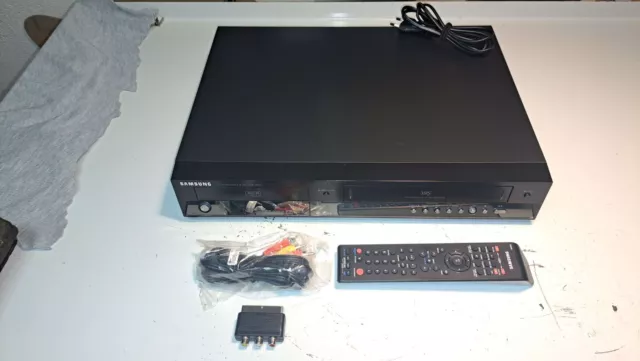 Videoregistratore vhs dvd recorder Samsung VR331 6 testine OTTIMO+CAVO RCA SCART