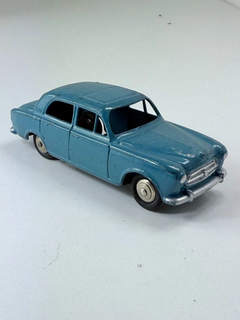 Opel REKORD coupé 1900 - ref 1405 au 1/43 de dinky toys atlas