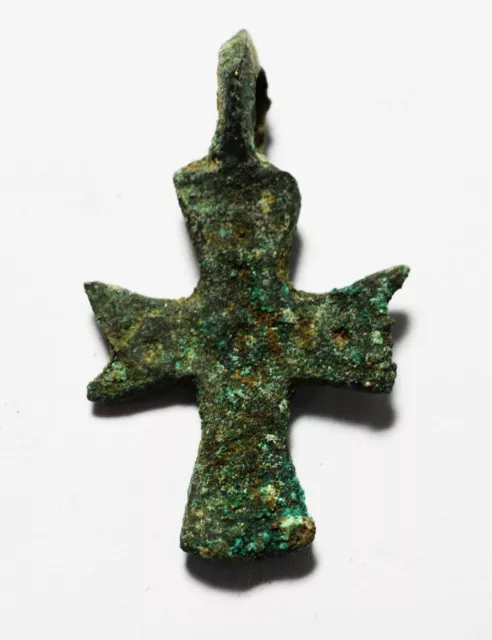 ZURQIEH -as17829- ANCIENT HOLY LAND. BYZANTINE BRONZE CROSS. 800 - 1000 A.D