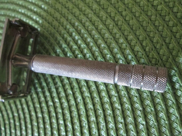 Vintage 1951 Gillette Super Speed TTO Double Edge DE Safety Razor Date Code W2