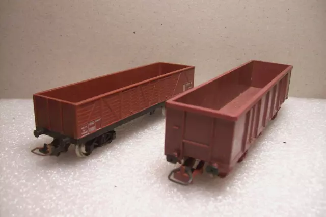 H JOUF TRAIN: LOT OF 2 EMPTY HAULER CARS Comes USED (No Box)