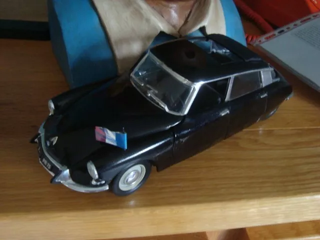 1/18 solido citroen ds president presidentielle de gaulle