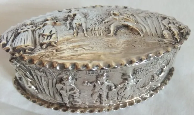 Victorian antique silver embossed table trinket snuff box Birmingham 1872 - TH