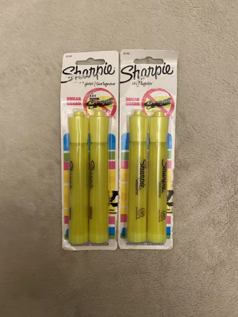 Sharpie Smear Guard Highlighter #25162 2 Packages (4 Markers Total)