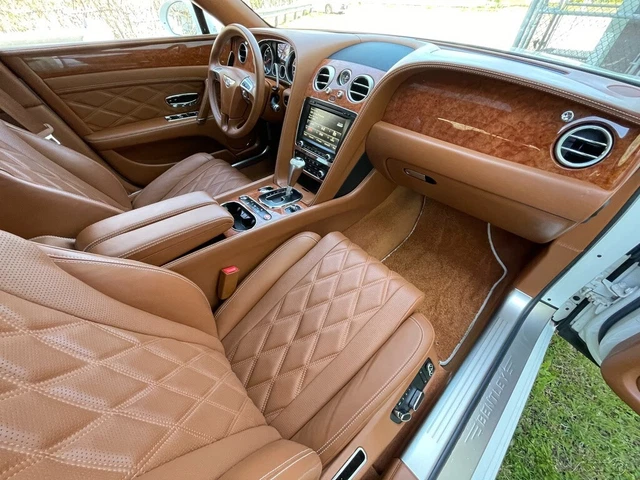 2016 Bentley Flying Spur V8 22