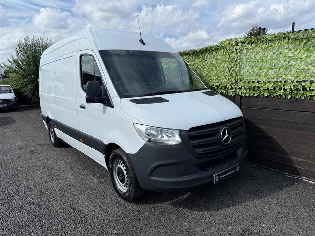MERCEDES-BENZ SPRINTER 2.0 315 CDI Progressive RWD L2 H2 Euro 6 (s/s ...
