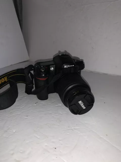 Nikon D80 10.2MP DSLR Camera 28-80mm