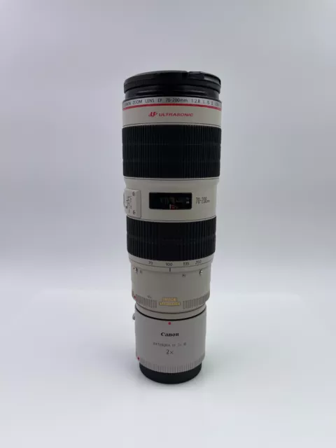 Canon EF 70-200mm F/2.8L IS II Lens w/ Canon Extender EF 2x III Teleconverter