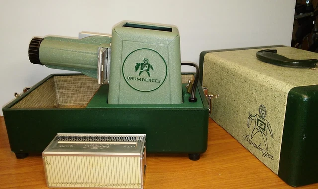 Vintage Brumberger Automatic Slide Changer Projector Model 1316