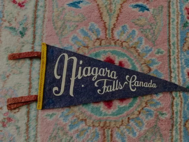 Rare Vintage 1950S Niagara Falls Canada Souvenir Blue Felt Banner / Pennant