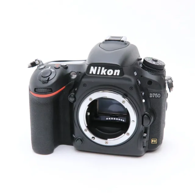 Nikon D750 24.3MP DSLR Camera Body shutter count 19706 shots