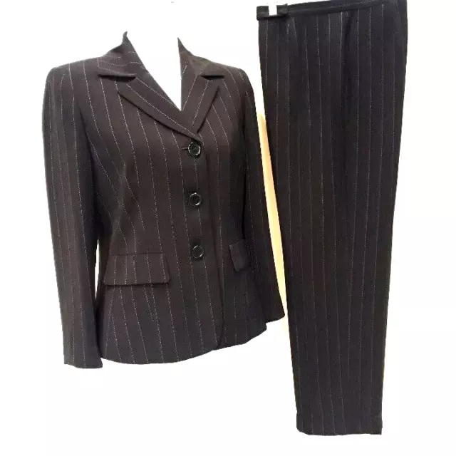 Kasper Women's 2PC Black Striped Polyester Pant Suit Size 8P Lined Black White