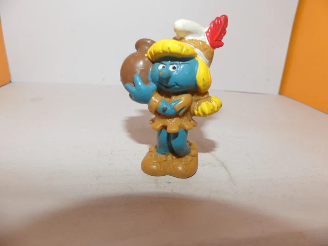 Figurine Schtroumpfette Indienne Smurf 1983 HK - Vintage, PVC, Occasion, Collection PEYO