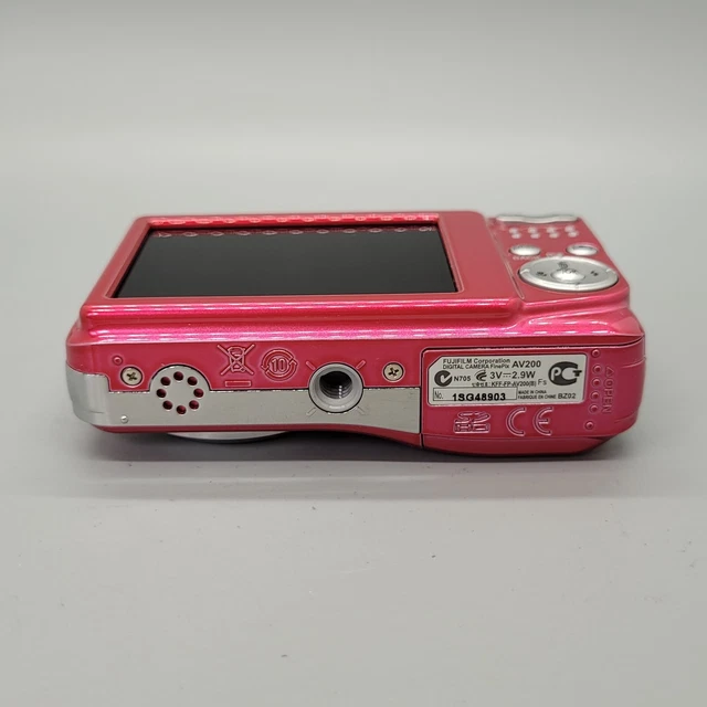 Fujifilm Finepix AV200 14,0 megapixel fotocamera digitale compatta rosa testata 5