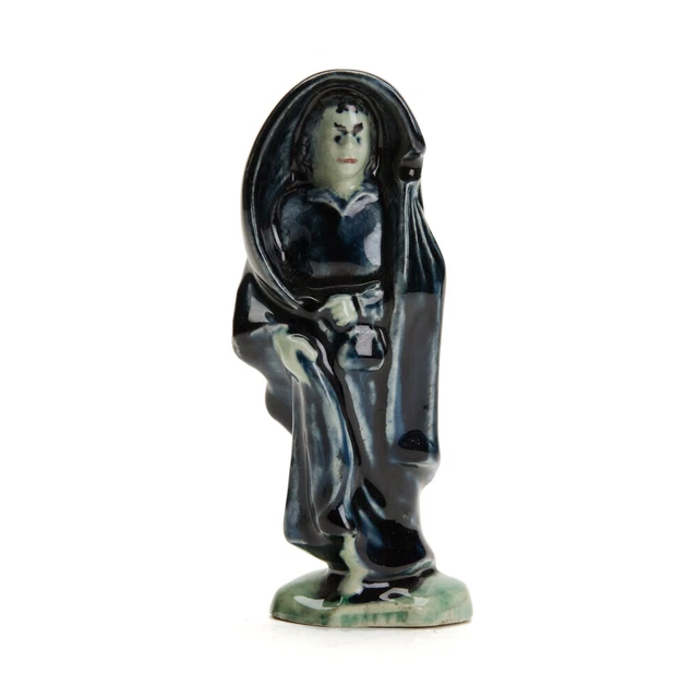Antique Pearlware Shrouded Figure 19Th Century