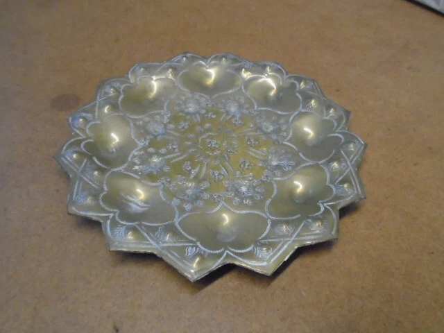 Vintage Brass Ash Tray Pin Dish Trinket Floral decoration wall hanging 7 1/2"