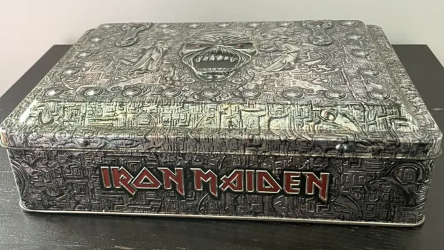 Iron Maiden Eddie's Archivo CD Caja Set Coleccionistas Pantalla de lata 2002 Completo
