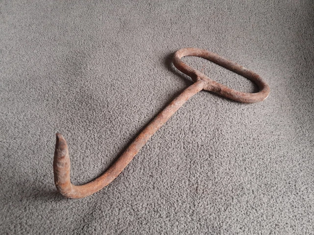 Antique Farm Primitive Hay Hook Hand Tool Iron/1 Piece Iron Handle