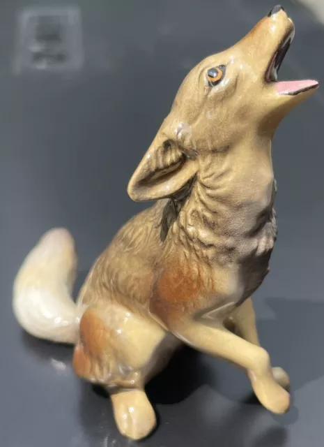 Retired Hagen Renaker Howling Coyote
