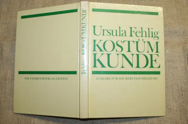 Fachbuch Kostümkunde Mode im Wandel der Zeit Modedesign Modemacher DDR 1978